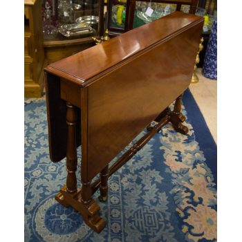 mahogany drop leaf table