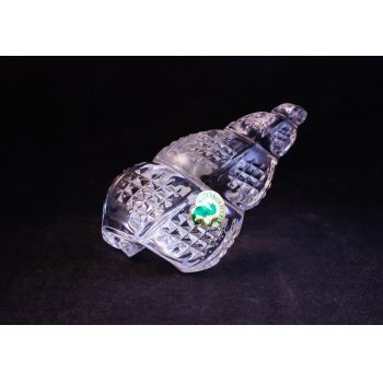 Modern Waterford Crystal conch sea shell paperweight. Measures 7H x 12cm L in cm. Price includes nationwide delivery